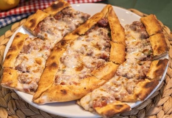 Kaşarlı Pide